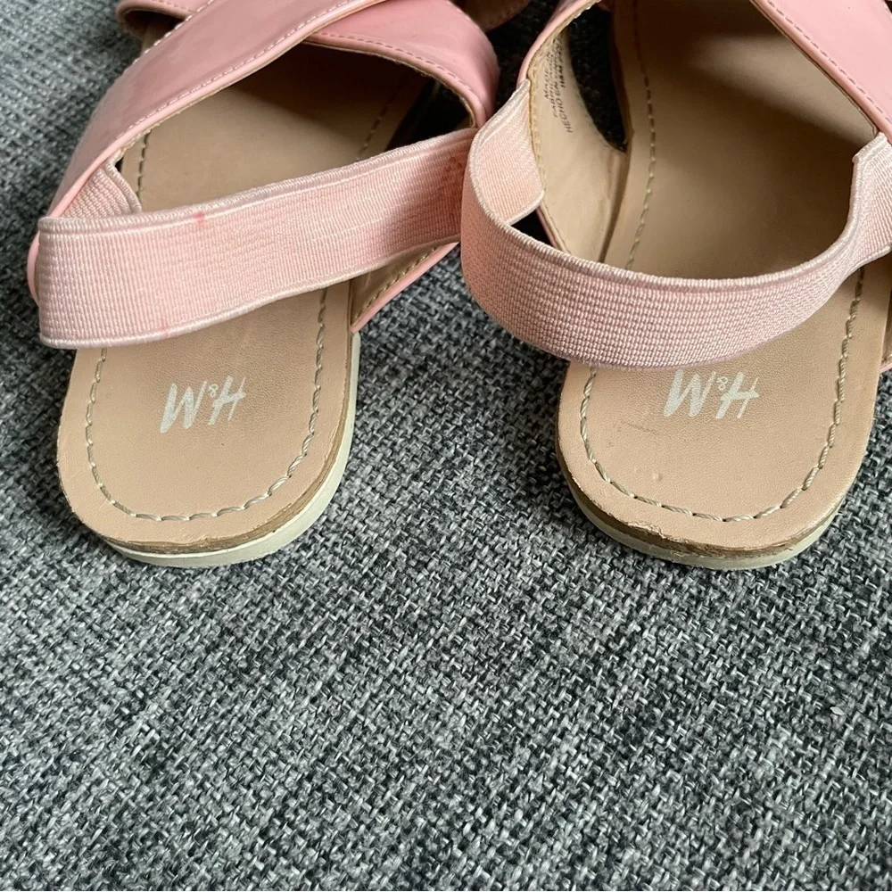 H&M girls Pink Cross Strap Sandals size 13 spring casual summer elastic back